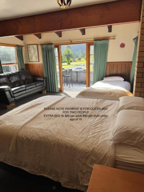Surf, Play and Stay